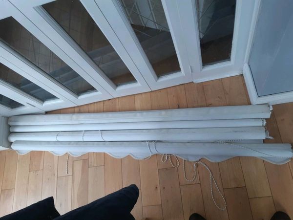 Roller blinds 4 sets two 176 cm and 2 180 cm long