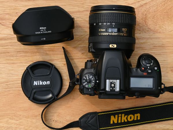Nikon Nikkor 16-80 lens