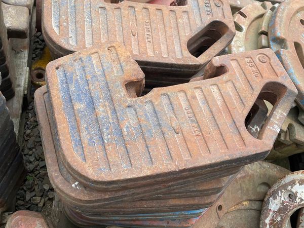 Selection of Leyland weights