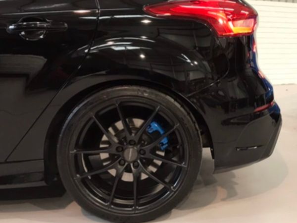 Ford Focus RS - Montune Alloys