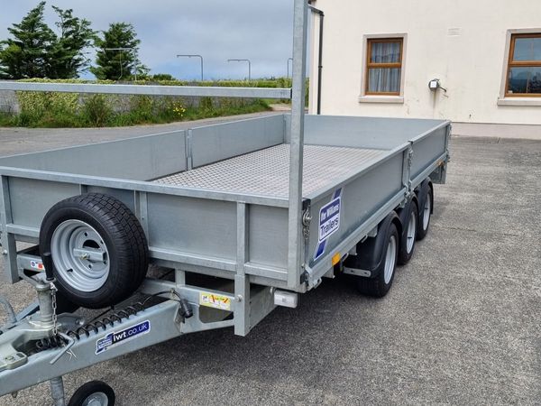 Ifor williams 14 ft trailer