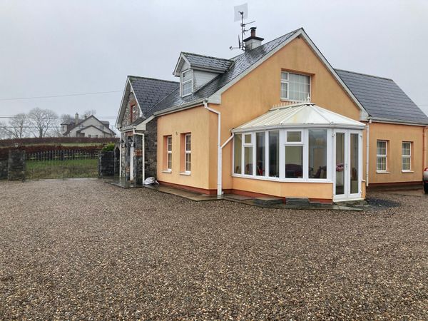 4 Bed Dormer bungalow for sale