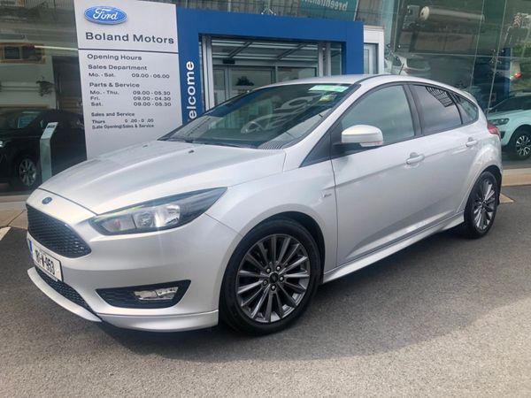 Ford Focus 1.5 Tdci 120PS St-line