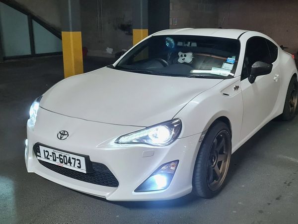 Toyota GT86 Coupe, Petrol, 2012, White