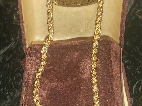 Lovely 9k gold Italian necklace