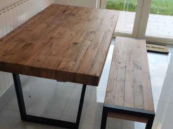 Brand new EZ Living Kitchen Table, bench
