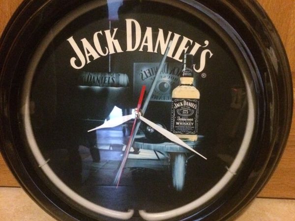 Jack Daniels clock with led light needs reworked