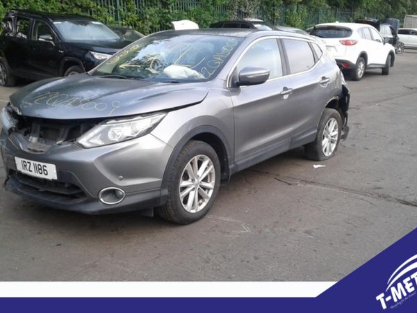 Nissan Qashqai, 2014 BREAKING FOR PARTS
