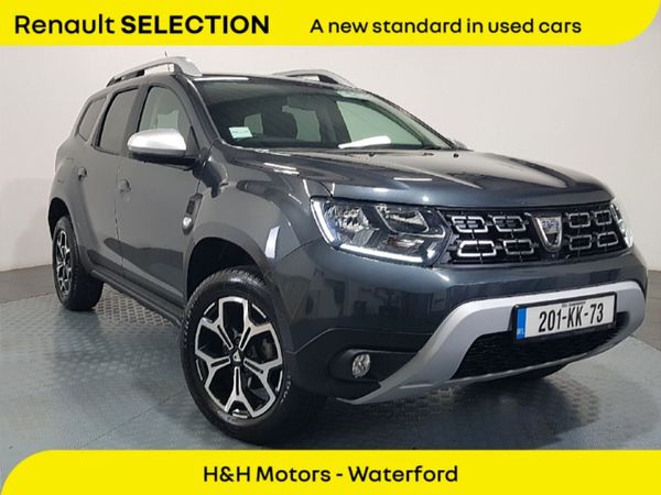 Dacia Duster  front and Side Camera   sat Nav   a