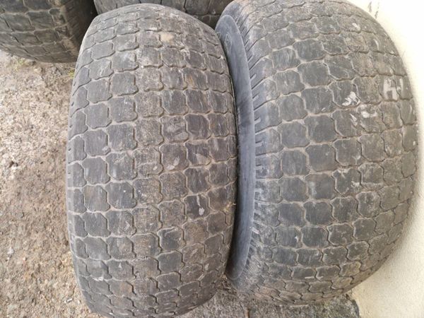Lawn turf tyres