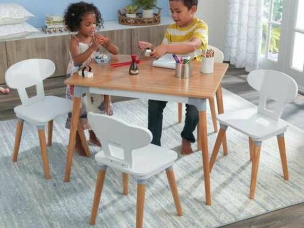 Kidkraft Mid-Century Modern Kid Table and 4 Chairs Set