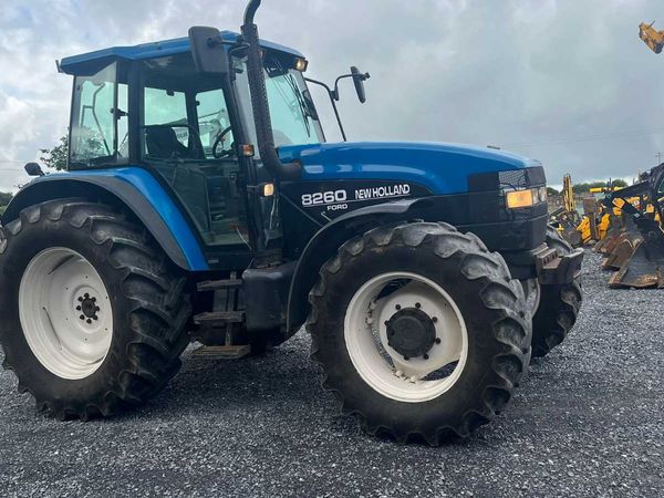 Newholland  8260