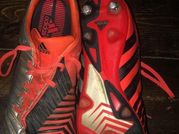 Football boots adidas incurza VIII