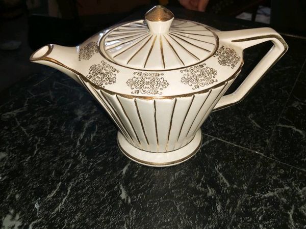 Rare Art Deco SADLER teapot