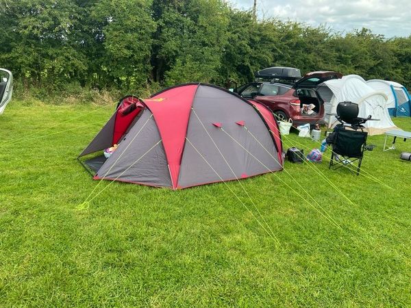 4 person tent, perfect condition