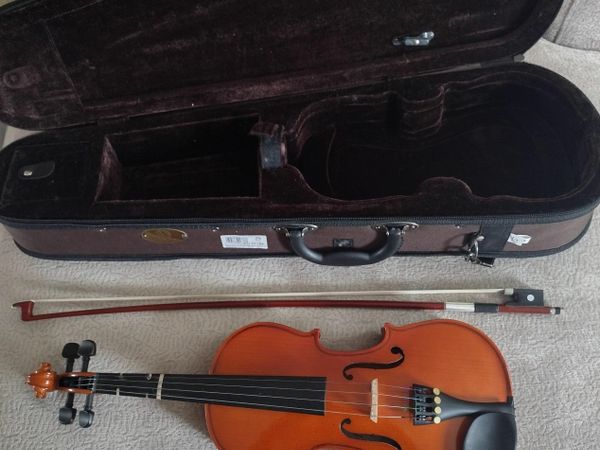 Stentor 1/2 size Violin
