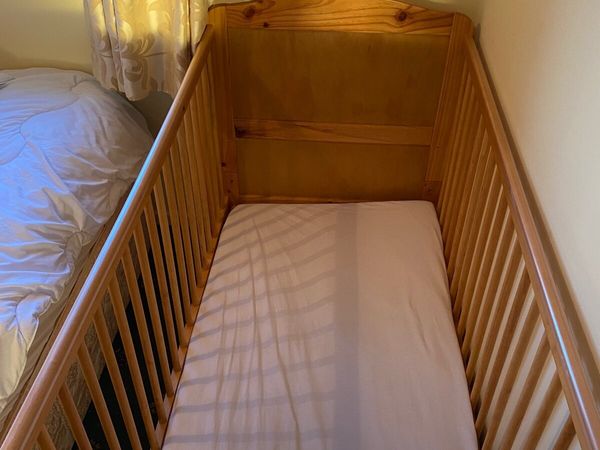Cot (Cot Bed) / Junior Bed