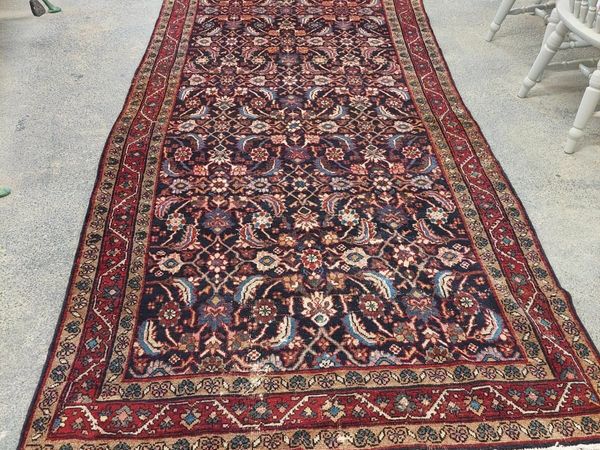 Vintage Persiann wool rug
