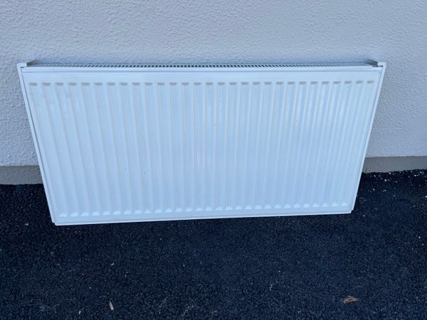 Single Radiator. (Open to Offers!!)