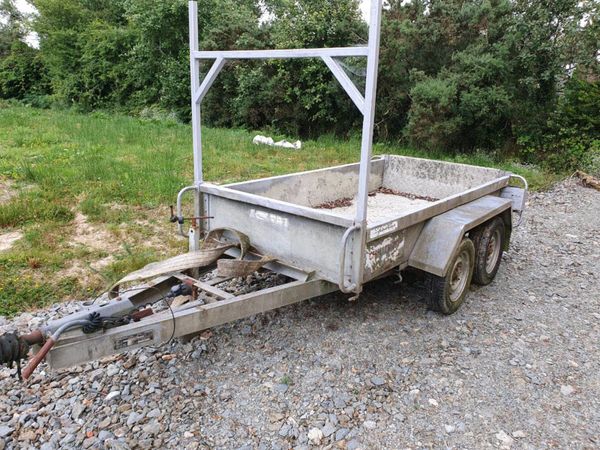 INDESPENSION 8X4 TWIN AXLE TRAILER