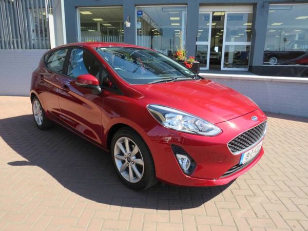 Ford Fiesta Zetec 1.10 70ps 5speed 4DR 5DR // Imm