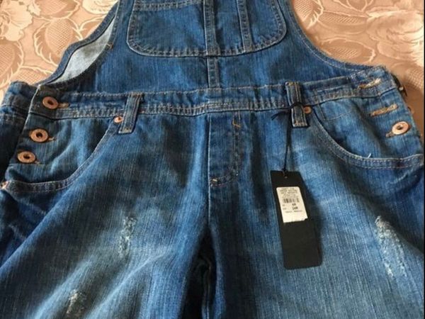 Ladies BNWT river island shorts dungarees size 8€