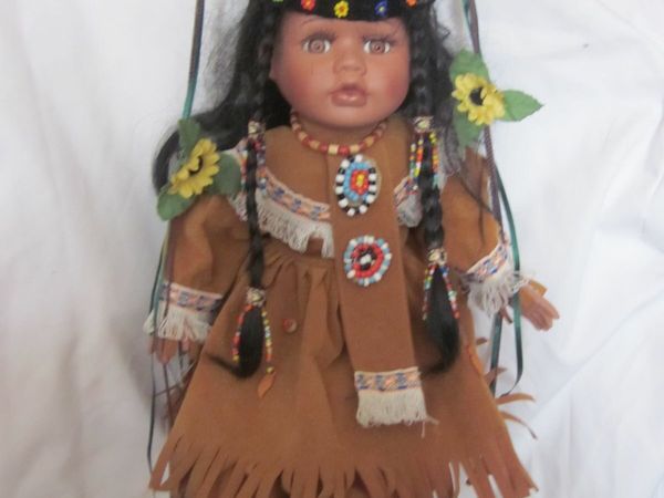 16"  Collectable Native American/Indian Girl on Swing Porcelain Doll (Dark  Brown)