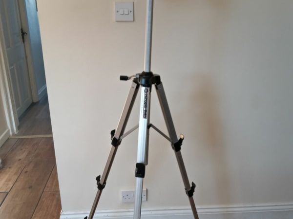 5ft foldable camera stand