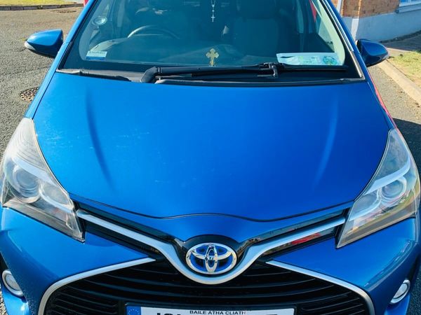Toyota Yaris Hybrid Automatic 1.5 Hatchback Petrol