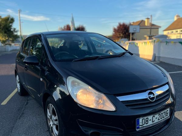 Opel corsa 1.2 petrol club