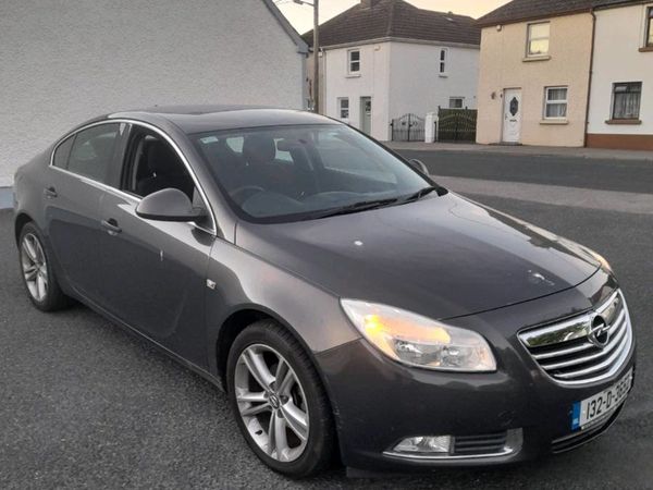 Opel insignia 2013(2) only 130000km