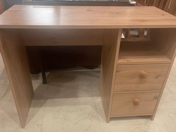 Smart Looking 2 Drawer Study Or Home Office Desk