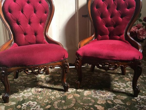 Pair of lady chairs