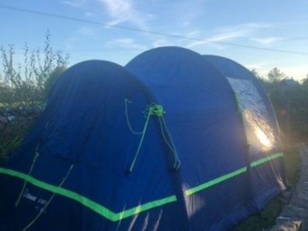 Tent + Accessories + Trailer