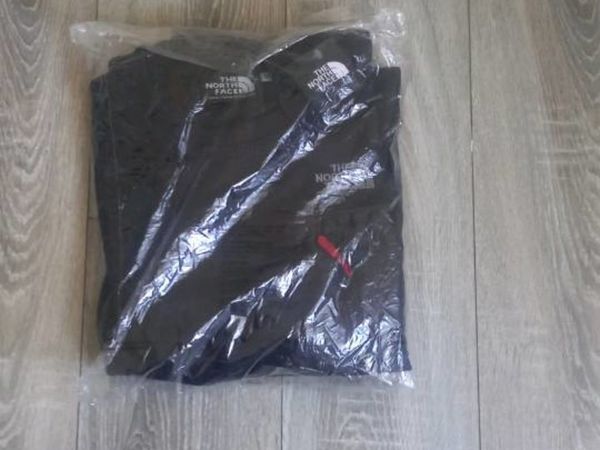 North face tracksuit and T shirt