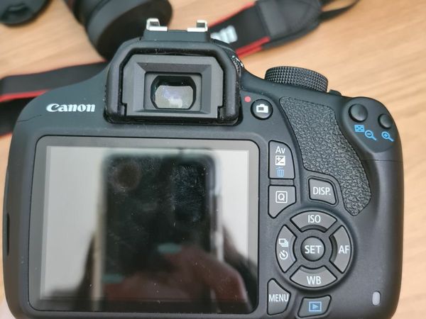 Canon 1200D Set & Sigma 70-300mm lens