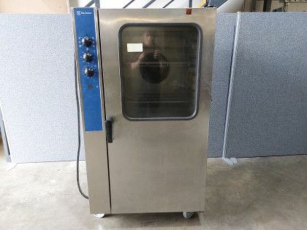 Electrolux Convection Oven x