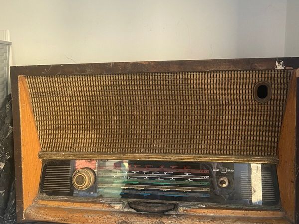 Old vintage radio