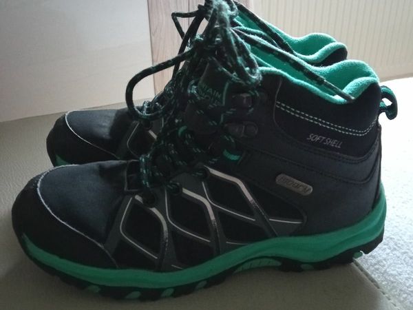 Hiking Boots for kids