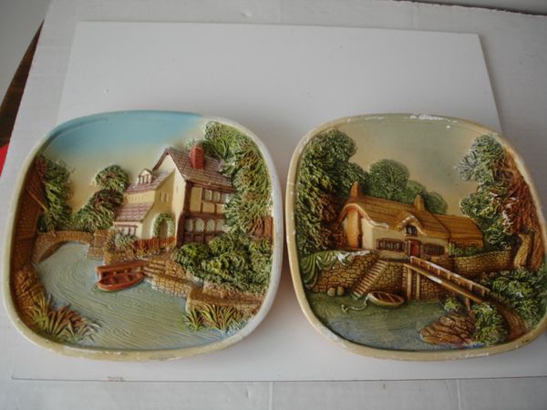 Two  Vintage Legends England 3D Chalkware On the Riverbank   Plaques Wall Art