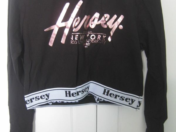 Hersey Cropped Top   BRAND NEW