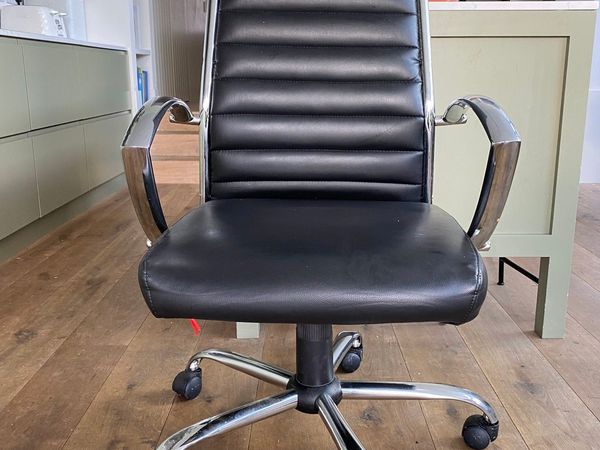 Office/ Home Office Chair in excellent condition