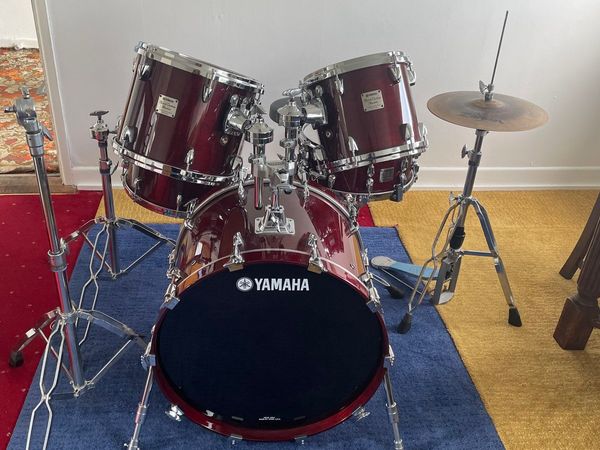 Yamaha Drum Kit