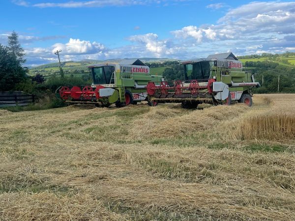 *combine harvesters available agri contracting ***