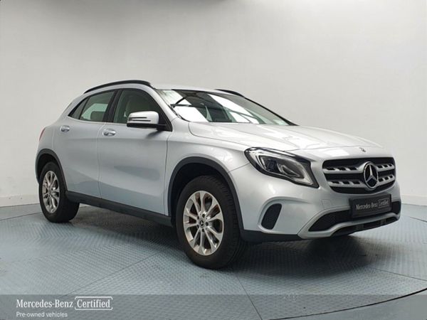 Mercedes-Benz GLA-Class Gla180  3k Worth of Extra