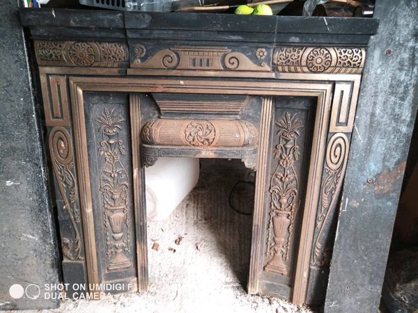Cast iron fireplace - free to collect