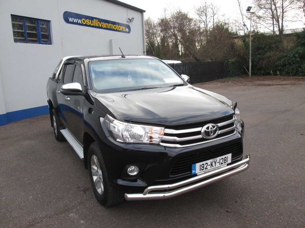 Toyota Hilux 2.4 D-4D 5  Seater Crew Cab Automatic