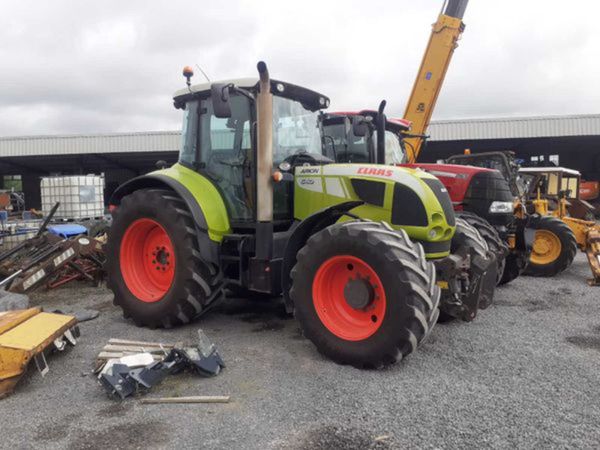 10 CLAAS ARION 640
