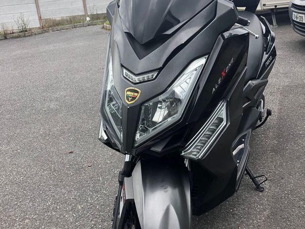 125 scooter