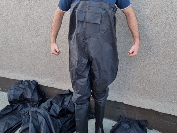 Men's waders all sizes available contact me
